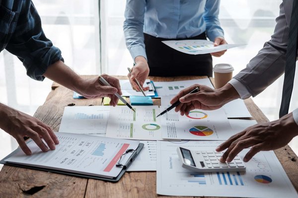 Maîtriser le processus budgétaire : Étapes clés et meilleures pratiques pour une gestion financière efficace